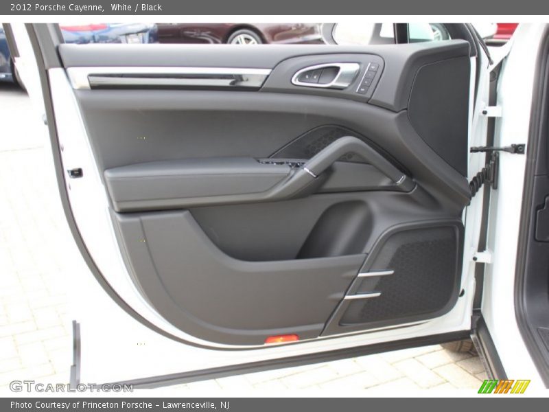 Door Panel of 2012 Cayenne 