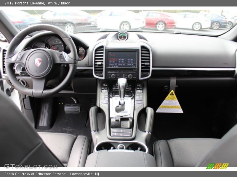 Dashboard of 2012 Cayenne 