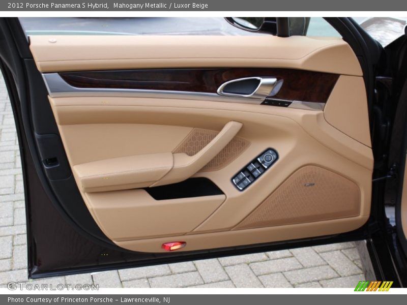 Door Panel of 2012 Panamera S Hybrid