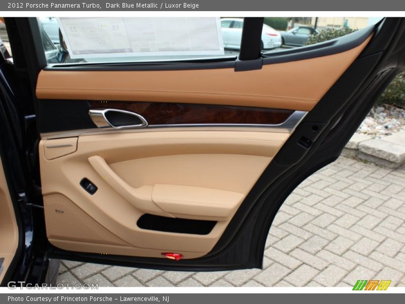 Door Panel of 2012 Panamera Turbo