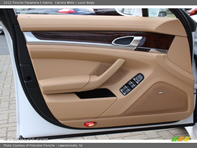 Door Panel of 2012 Panamera S Hybrid