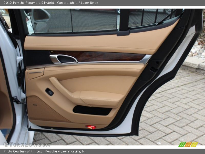 Door Panel of 2012 Panamera S Hybrid