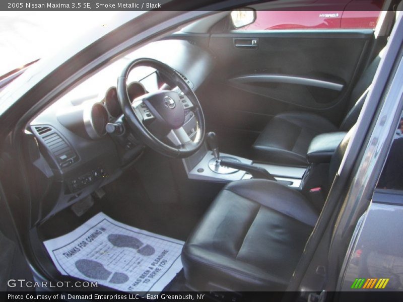 Smoke Metallic / Black 2005 Nissan Maxima 3.5 SE