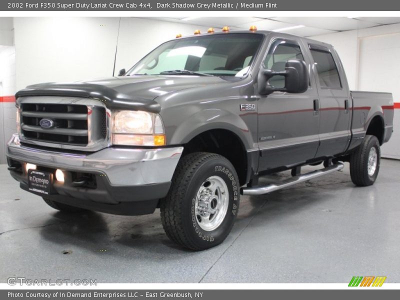Front 3/4 View of 2002 F350 Super Duty Lariat Crew Cab 4x4