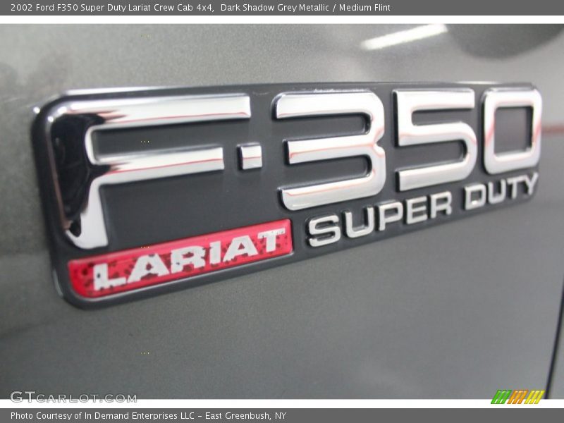  2002 F350 Super Duty Lariat Crew Cab 4x4 Logo