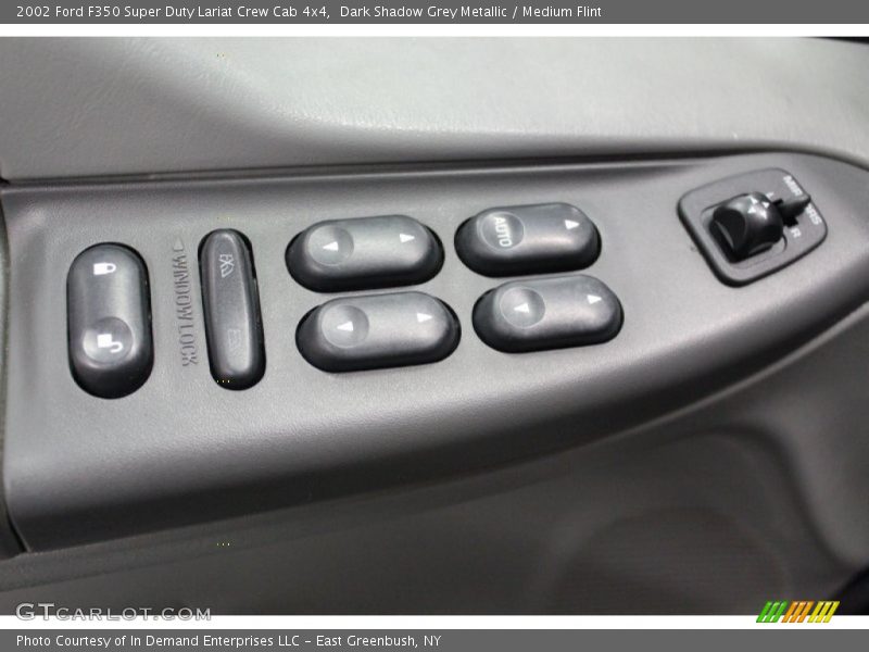 Controls of 2002 F350 Super Duty Lariat Crew Cab 4x4