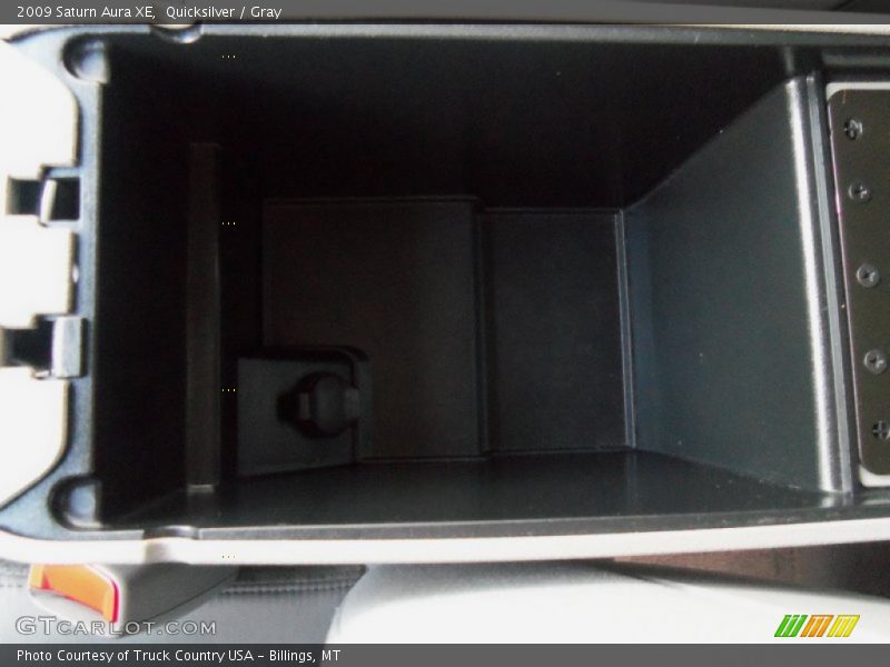 Quicksilver / Gray 2009 Saturn Aura XE