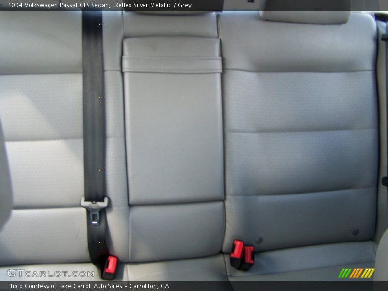 Reflex Silver Metallic / Grey 2004 Volkswagen Passat GLS Sedan