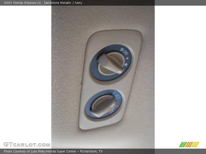 Sandstone Metallic / Ivory 2003 Honda Odyssey LX