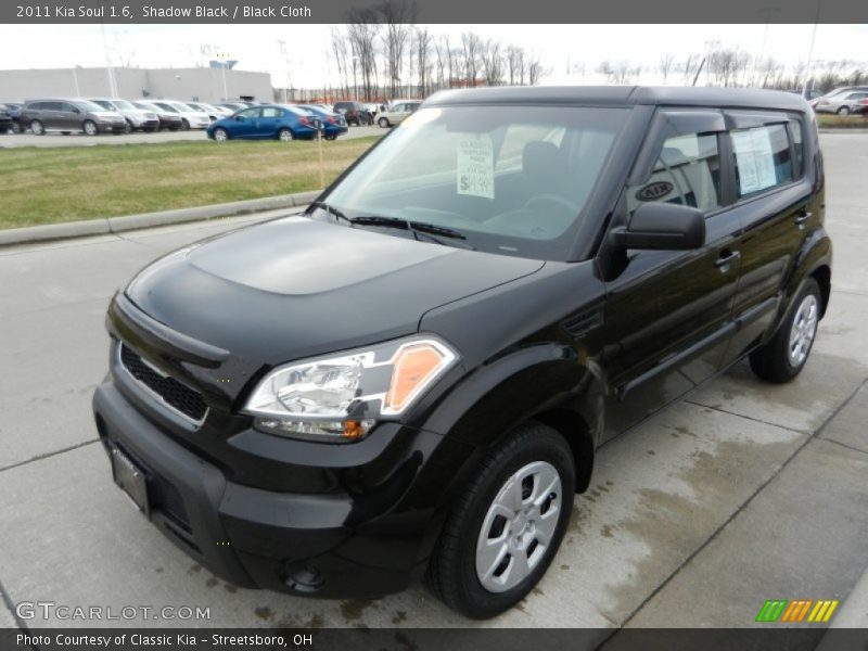 Shadow Black / Black Cloth 2011 Kia Soul 1.6