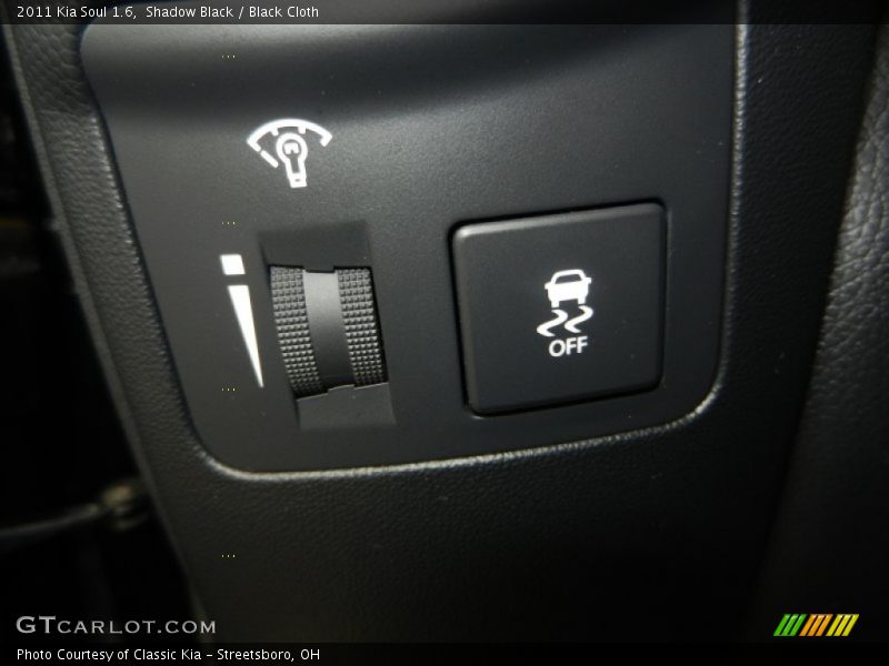 Shadow Black / Black Cloth 2011 Kia Soul 1.6