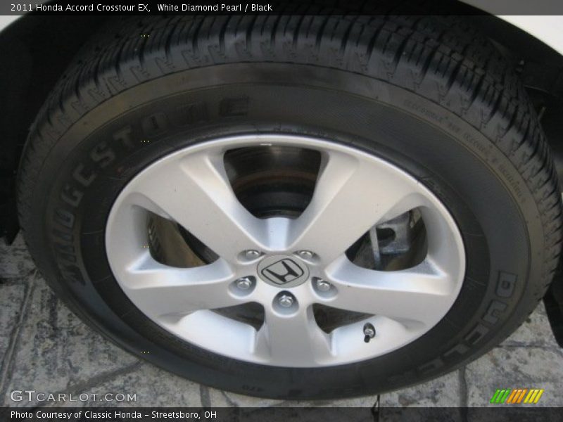 White Diamond Pearl / Black 2011 Honda Accord Crosstour EX
