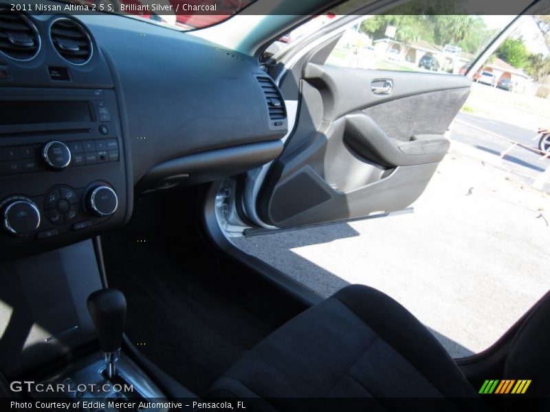 Brilliant Silver / Charcoal 2011 Nissan Altima 2.5 S