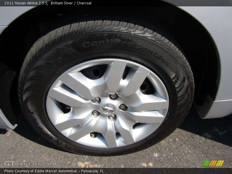 Brilliant Silver / Charcoal 2011 Nissan Altima 2.5 S