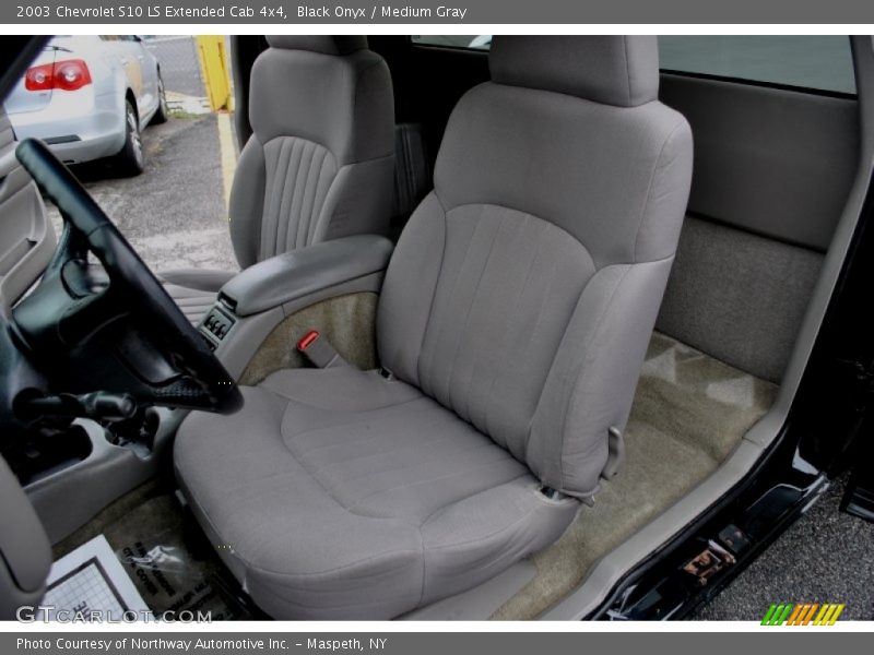 Front Seat of 2003 S10 LS Extended Cab 4x4