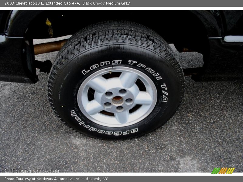  2003 S10 LS Extended Cab 4x4 Wheel