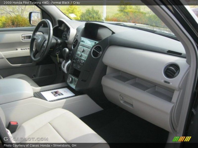 Formal Black / Gray 2009 Honda Pilot Touring 4WD