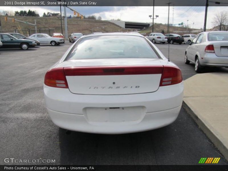Stone White / Dark Slate Gray 2001 Dodge Intrepid SE