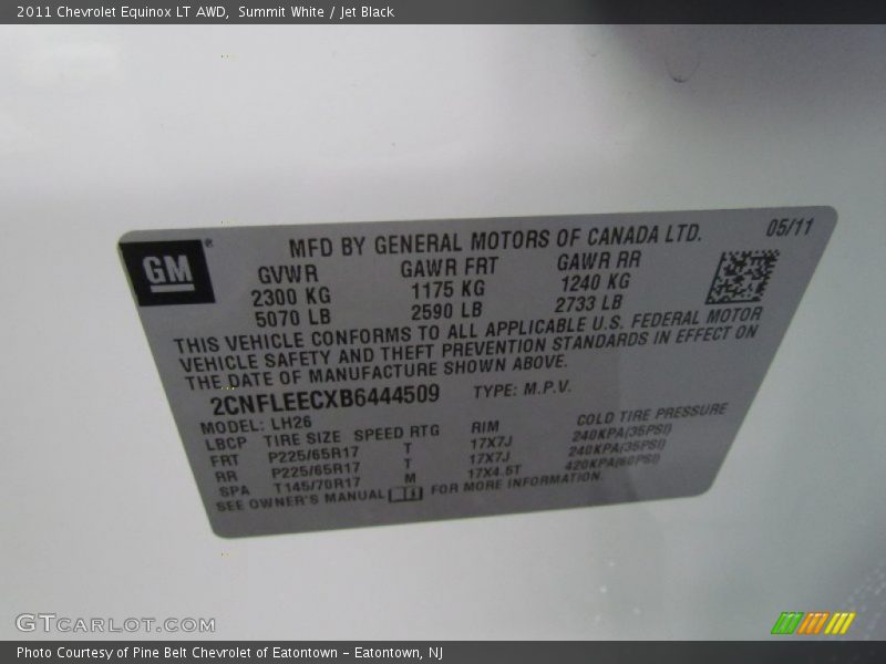 Summit White / Jet Black 2011 Chevrolet Equinox LT AWD