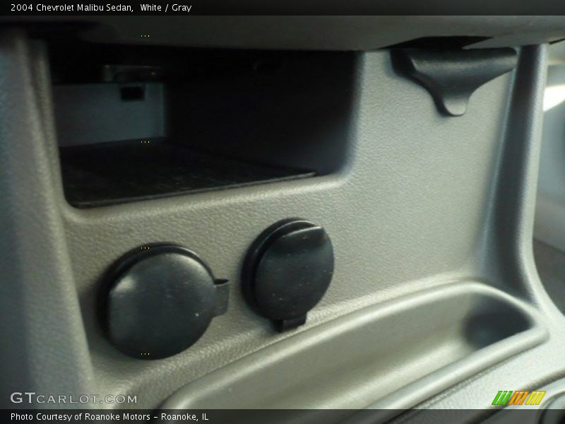 White / Gray 2004 Chevrolet Malibu Sedan