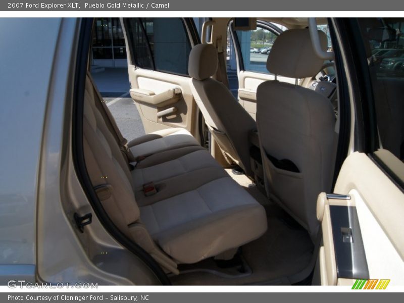 Pueblo Gold Metallic / Camel 2007 Ford Explorer XLT