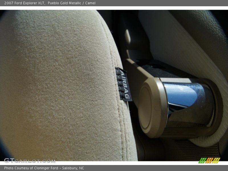 Pueblo Gold Metallic / Camel 2007 Ford Explorer XLT