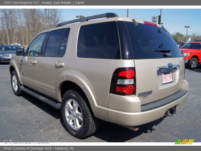Pueblo Gold Metallic / Camel 2007 Ford Explorer XLT