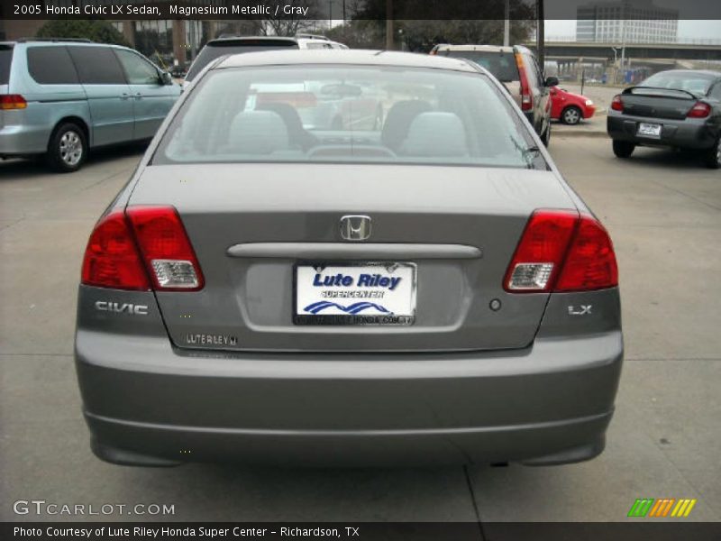 Magnesium Metallic / Gray 2005 Honda Civic LX Sedan