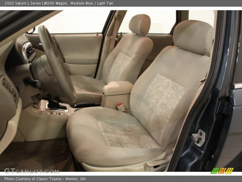  2003 L Series LW300 Wagon Light Tan Interior