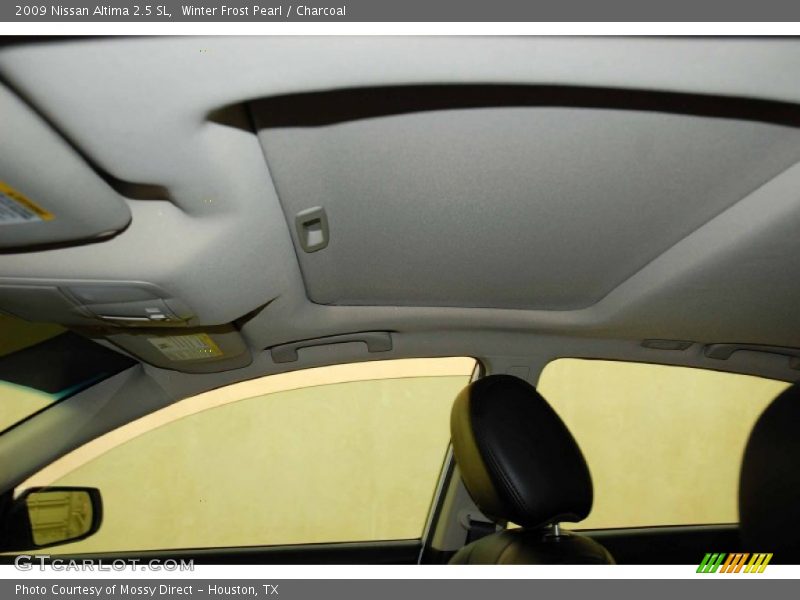 Winter Frost Pearl / Charcoal 2009 Nissan Altima 2.5 SL