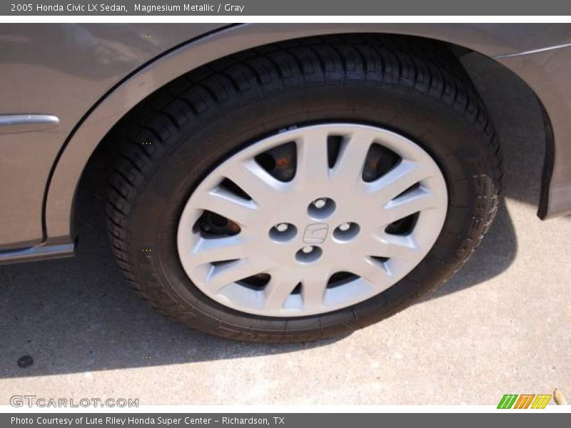 Magnesium Metallic / Gray 2005 Honda Civic LX Sedan