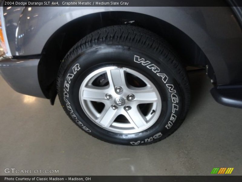 Graphite Metallic / Medium Slate Gray 2004 Dodge Durango SLT 4x4