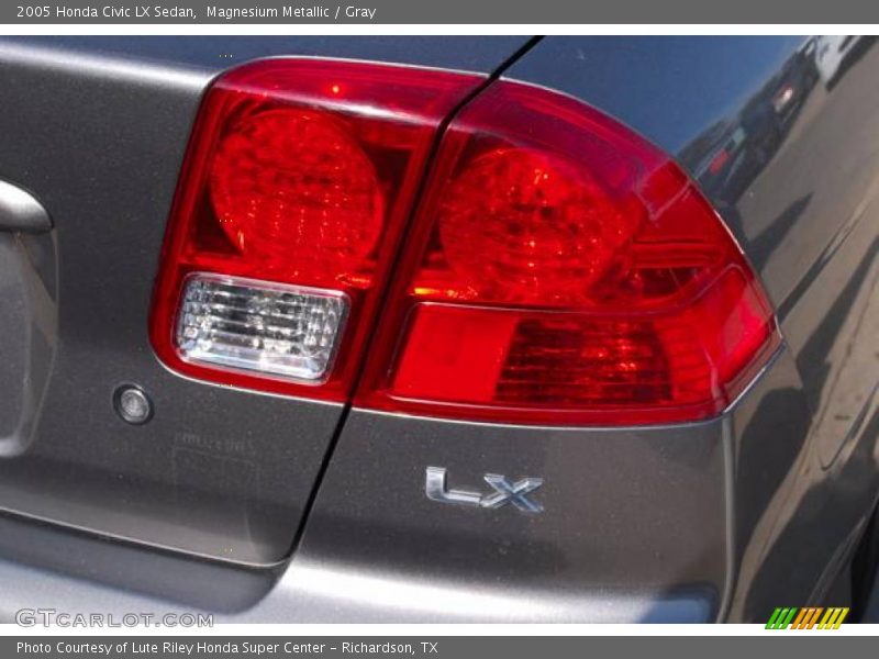 Magnesium Metallic / Gray 2005 Honda Civic LX Sedan