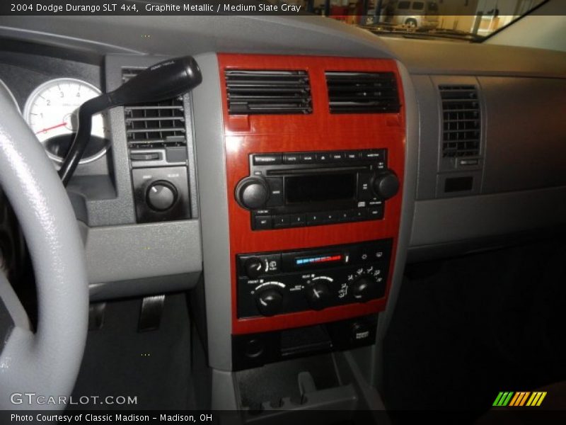 Graphite Metallic / Medium Slate Gray 2004 Dodge Durango SLT 4x4