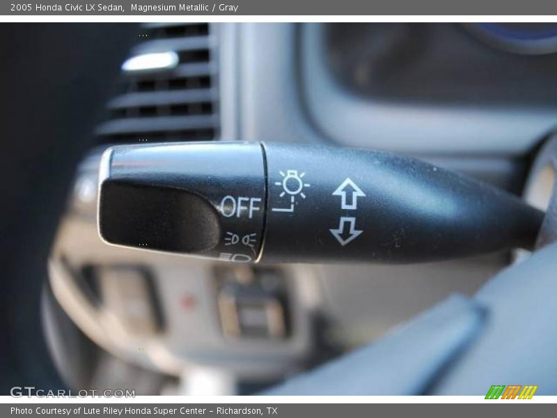 Magnesium Metallic / Gray 2005 Honda Civic LX Sedan