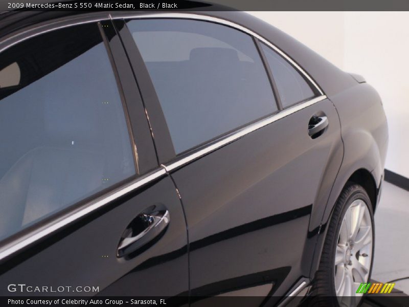 Black / Black 2009 Mercedes-Benz S 550 4Matic Sedan