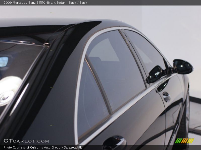 Black / Black 2009 Mercedes-Benz S 550 4Matic Sedan