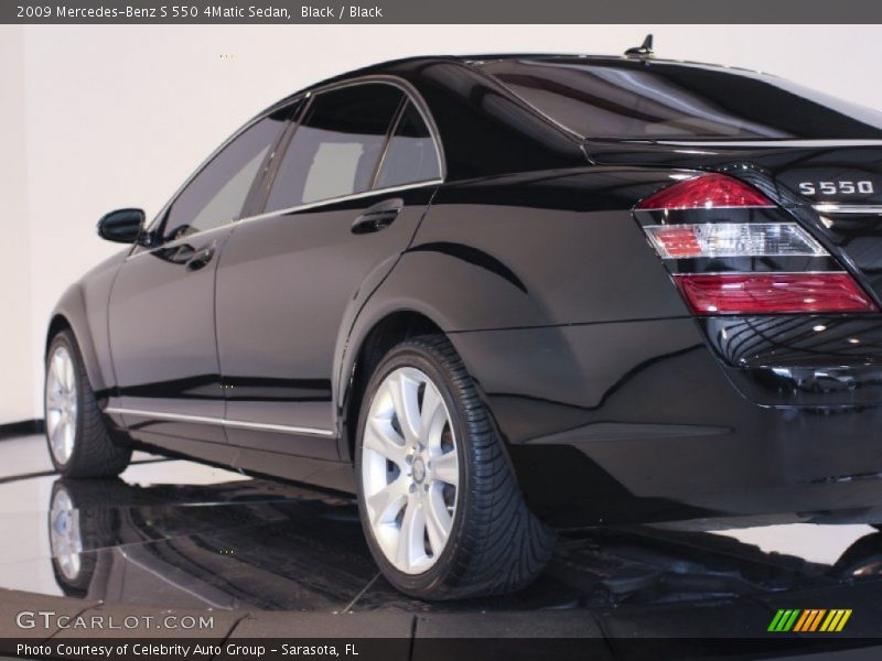 Black / Black 2009 Mercedes-Benz S 550 4Matic Sedan