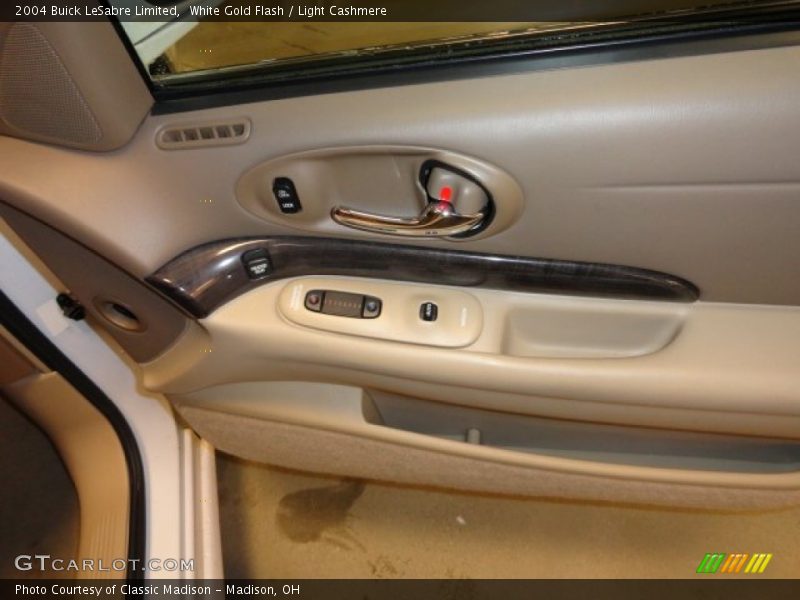 White Gold Flash / Light Cashmere 2004 Buick LeSabre Limited
