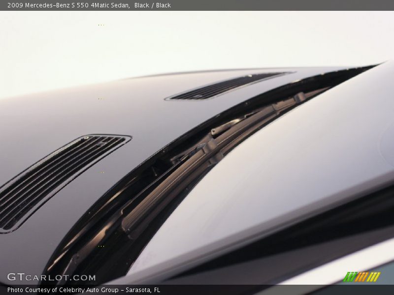 Black / Black 2009 Mercedes-Benz S 550 4Matic Sedan