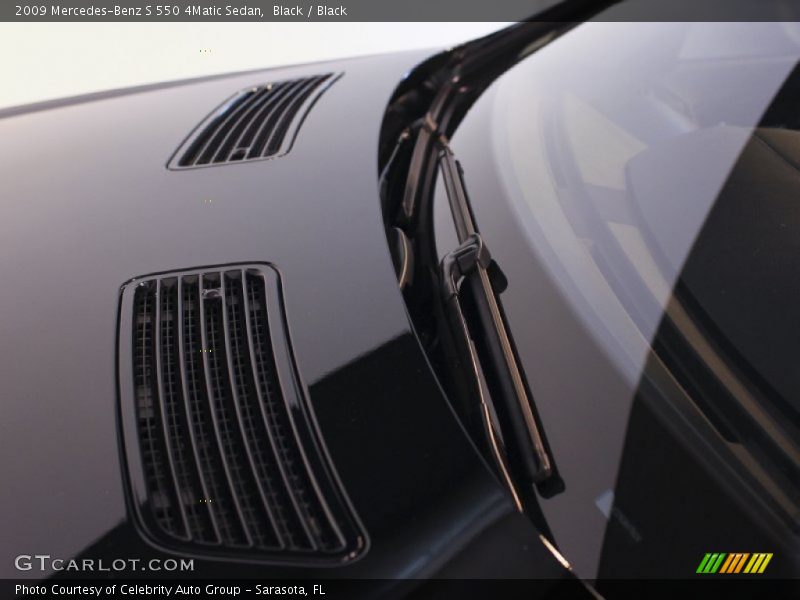 Black / Black 2009 Mercedes-Benz S 550 4Matic Sedan