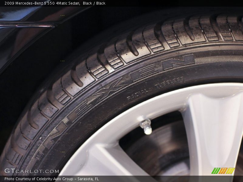 Black / Black 2009 Mercedes-Benz S 550 4Matic Sedan