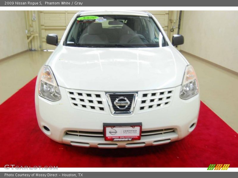 Phantom White / Gray 2009 Nissan Rogue S
