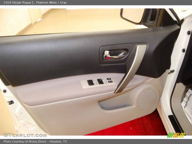 Phantom White / Gray 2009 Nissan Rogue S