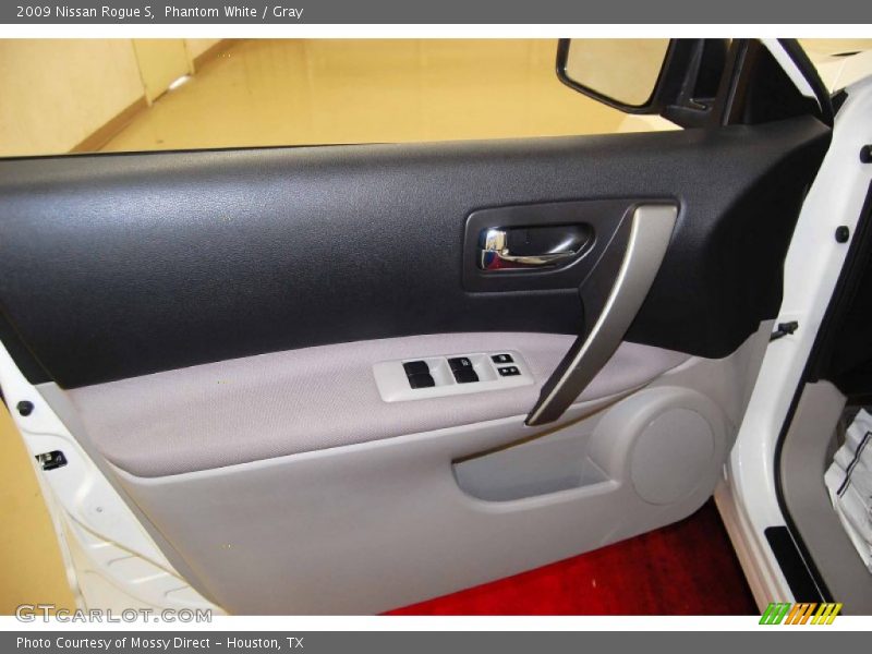 Phantom White / Gray 2009 Nissan Rogue S