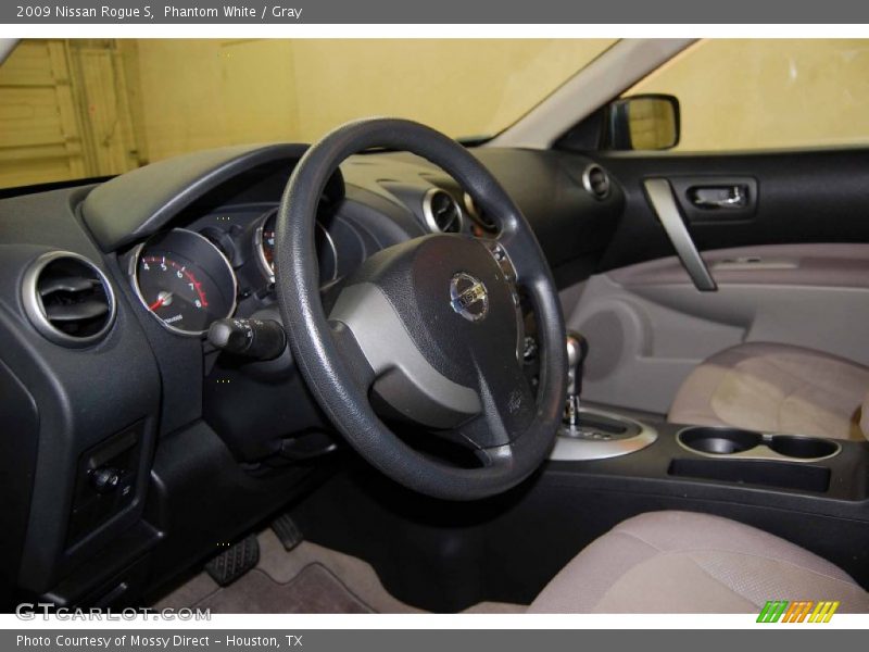 Phantom White / Gray 2009 Nissan Rogue S