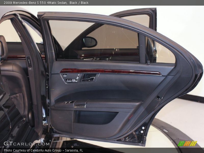Black / Black 2009 Mercedes-Benz S 550 4Matic Sedan