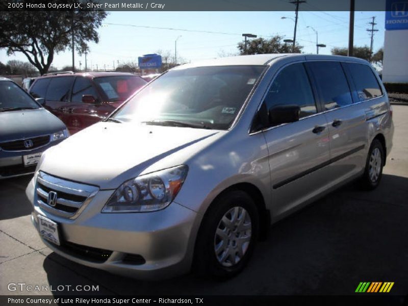 Silver Pearl Metallic / Gray 2005 Honda Odyssey LX