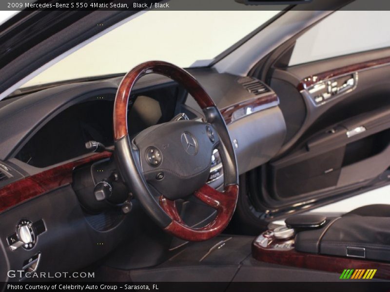 Black / Black 2009 Mercedes-Benz S 550 4Matic Sedan