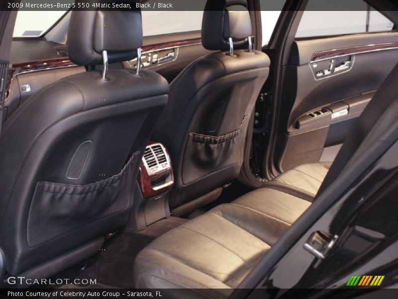 Black / Black 2009 Mercedes-Benz S 550 4Matic Sedan